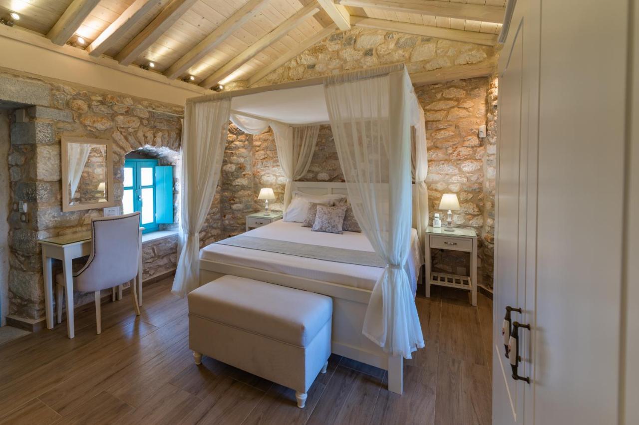 Olea Hotell Pírgos Dhiroú Exteriör bild
