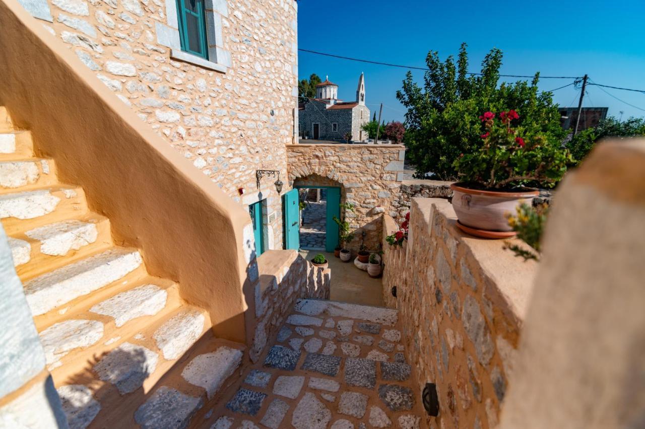 Olea Hotell Pírgos Dhiroú Exteriör bild