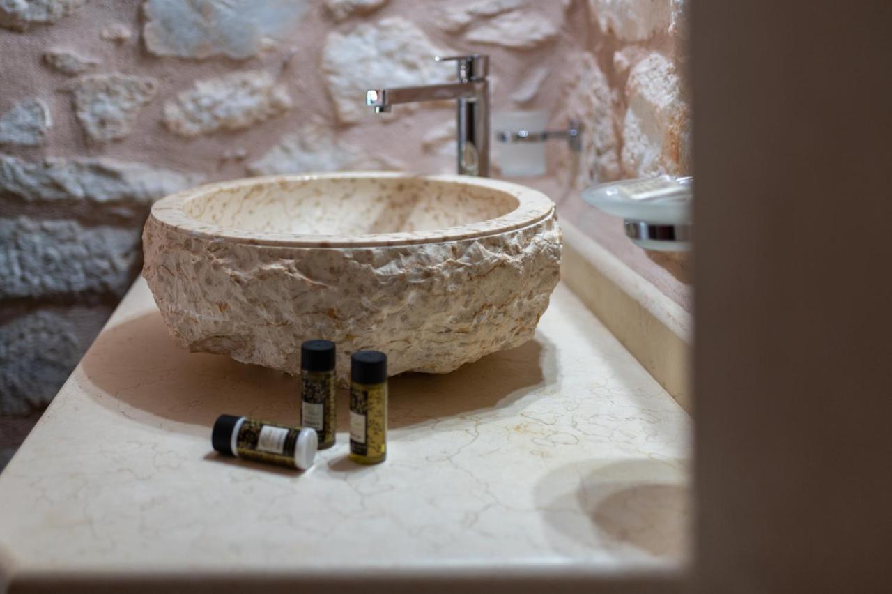 Olea Hotell Pírgos Dhiroú Exteriör bild