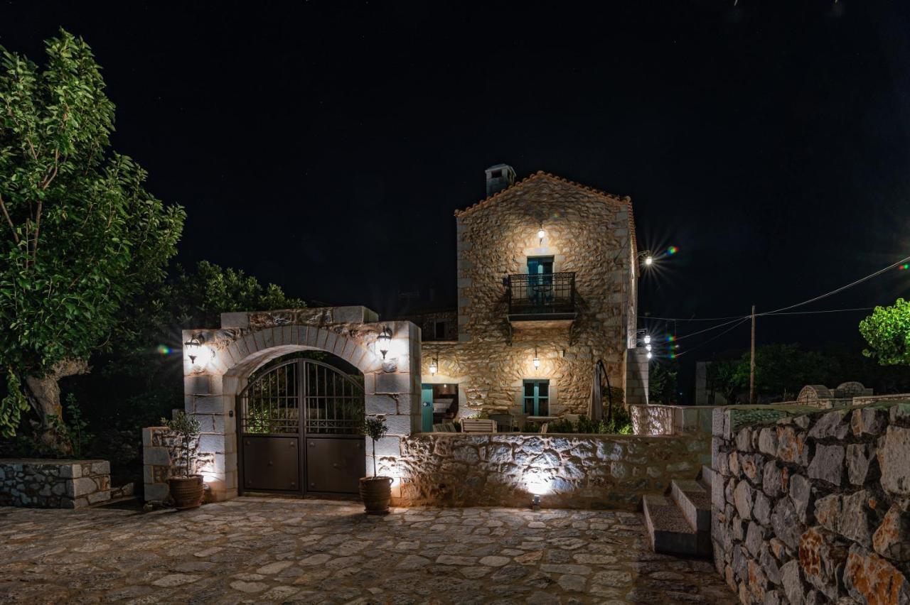 Olea Hotell Pírgos Dhiroú Exteriör bild