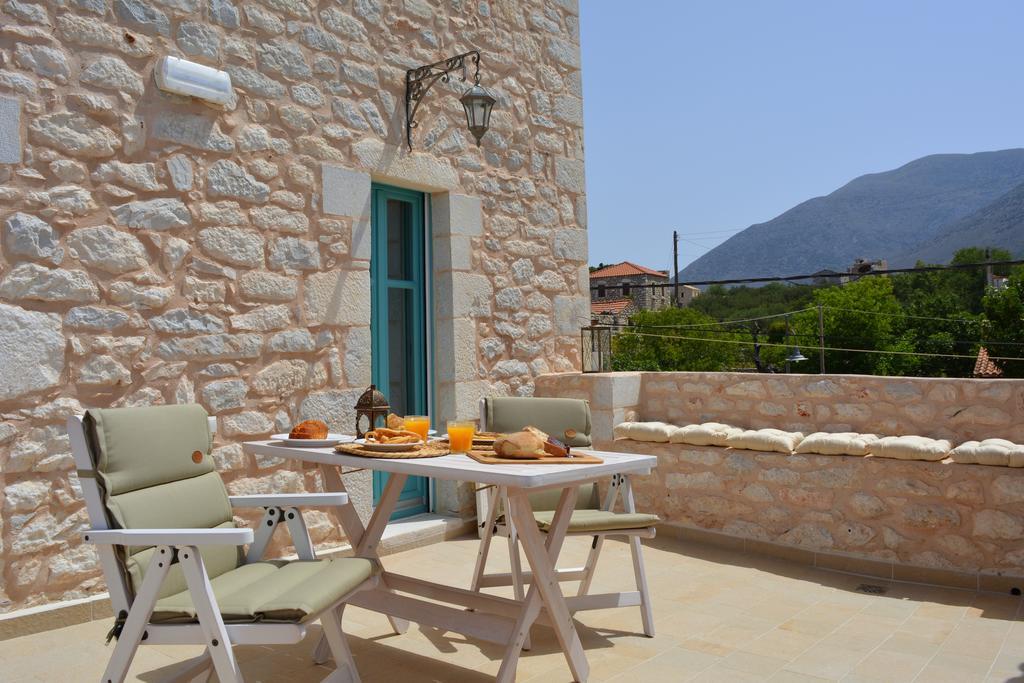 Olea Hotell Pírgos Dhiroú Exteriör bild