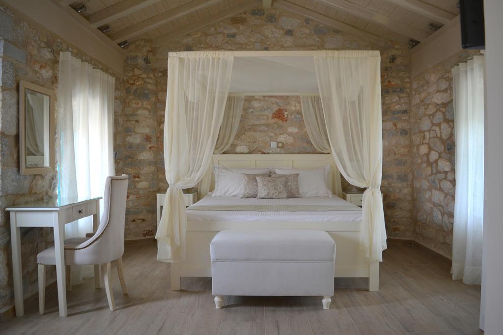 Olea Hotell Pírgos Dhiroú Exteriör bild